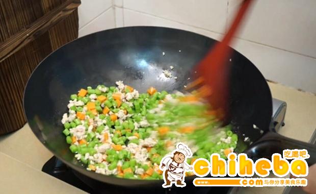 家常菜 橄榄菜豆角炒肉末 下饭菜的做法 步骤7